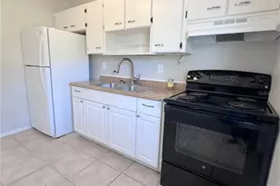 9264 Anita Ave, Englewood, FL 34224 - Photo 6