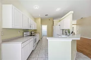 138 Braemar Ave, Venice, FL 34293 - Photo 8