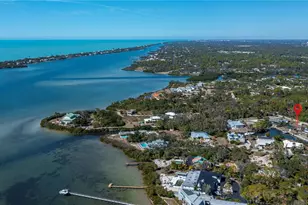 1221 Bayshore Dr, Englewood, FL 34223 - Photo 4