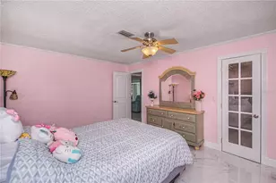 1221 Bayshore Dr, Englewood, FL 34223 - Photo 54