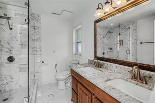 1221 Bayshore Dr, Englewood, FL 34223 - Photo 48