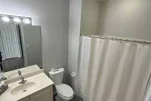 2424 Magnolia Cir, North Port, FL 34289 - Photo 16