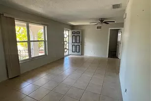 1321 Washington Dr, Englewood, FL 34224 - Photo 4