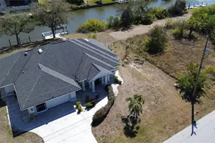 9436 Spring Cir, Port Charlotte, FL 33981 - Photo 1