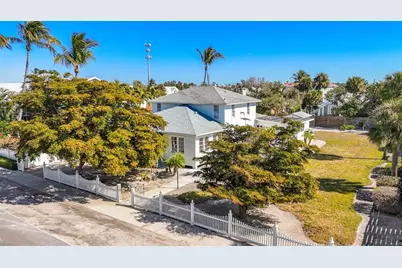 260 Gilchrist Avenue, Boca Grande, FL 33921 - Photo 2