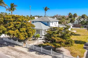 260 Gilchrist Ave, Boca Grande, FL 33921 - Photo 1