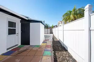 260 Cocoanut Ave, Englewood, FL 34223 - Photo 44