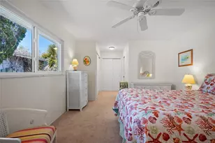 556 S Neponsit Dr, Venice, FL 34293 - Photo 12