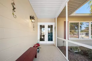 556 S Neponsit Dr, Venice, FL 34293 - Photo 4