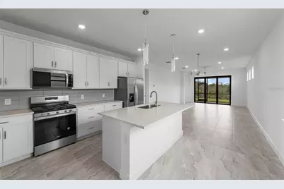 18928 Indian Rock Place, Lakewood Ranch, FL 34211 - Photo 4