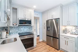 6005 N Beach Rd, Englewood, FL 34223 - Photo 10