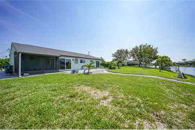 15460 Alsace Circle, Port Charlotte, FL 33981 - Photo 14