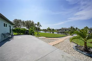 15460 Alsace Cir, Port Charlotte, FL 33981 - Photo 12