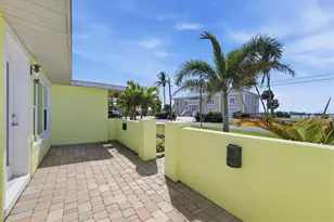 1455 Lemon Bay Dr, Englewood, FL 34223 - Photo 30