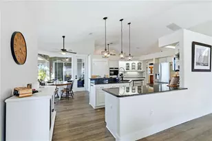 978 Boundary Blvd, Rotonda West, FL 33947 - Photo 8