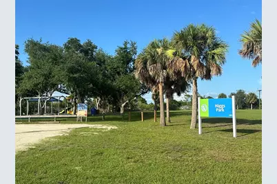 135 Godfrey Avenue NE, Port Charlotte, FL 33952 - Photo 32