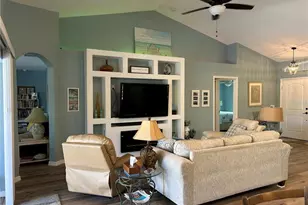 108 Beryl Dr, Rotonda West, FL 33947 - Photo 4