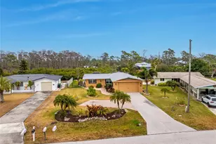 2186 Oyster Creek Dr, Englewood, FL 34224 - Photo 2