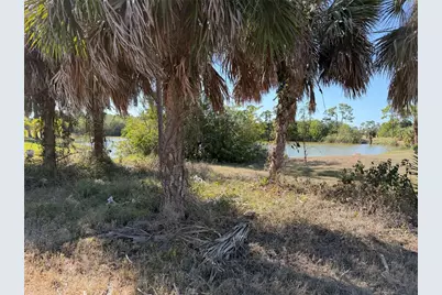 2 Pine Valley Ct, Rotonda West, FL 33947 - Photo 4