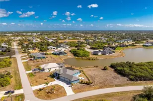 401 Albatross Rd, Rotonda West, FL 33947 - Photo 72