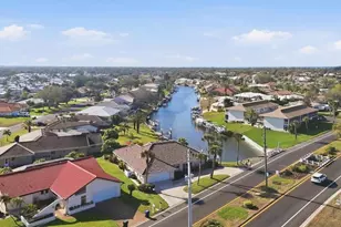 157 Englewood Isles Pkwy, Englewood, FL 34223 - Photo 4