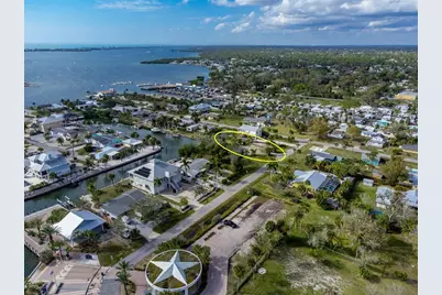 46 Harbor Lane, Englewood, FL 34223 - Photo 16