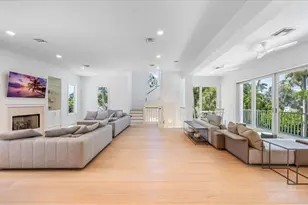 2021 20th St W, Boca Grande, FL 33921 - Photo 6