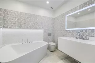 2021 20th St W, Boca Grande, FL 33921 - Photo 32