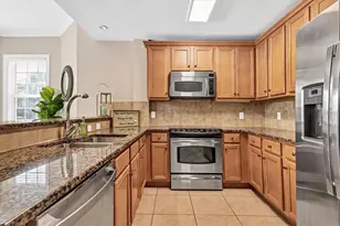 10600 Lemon Creek Loop, Englewood, FL 34224 - Photo 6