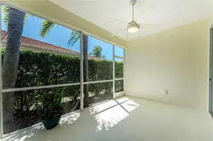 10751 Lerwick Cir, Englewood, FL 34223 - Photo 4