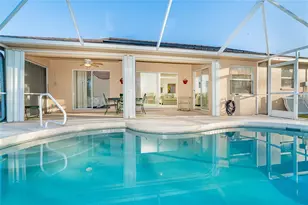 101 Byron Ct, Rotonda West, FL 33947 - Photo 14