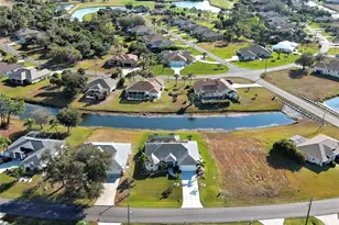 138 Long Meadow Ln, Rotonda West, FL 33947 - Photo 14