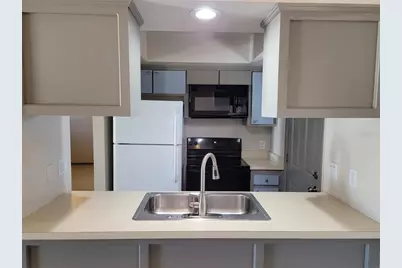 11090 Reims Avenue #B, Englewood, FL 34224 - Photo 4