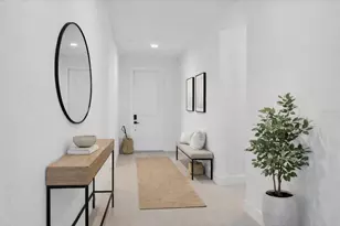 18575 Midsummer Pl, Venice, FL 34293 - Photo 4