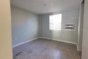 148 Cleveland Dr, Sarasota, FL 34236 - Photo 8