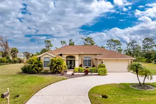 70 Sportsman Rd, Rotonda West, FL 33947 - Photo 2