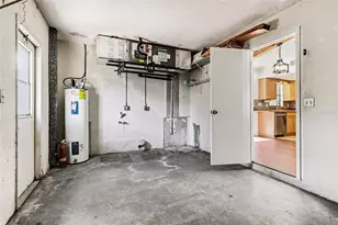 2332 Seward Dr, Sarasota, FL 34234 - Photo 16