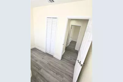 6221 NW 37 Th Terrace, Virginia Gardens, FL 33166 - Photo 4