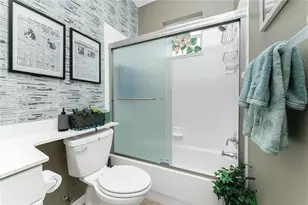 1714 Celtic Dr, Venice, FL 34293 - Photo 32