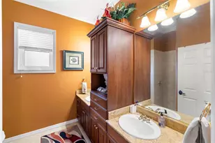 1415 Bayshore Dr, Englewood, FL 34223 - Photo 50