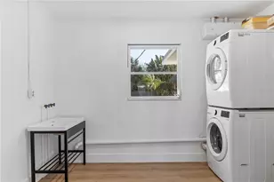 320 Gasparilla St, Boca Grande, FL 33921 - Photo 16