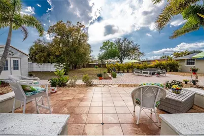 2057 Arkansas Avenue, Englewood, FL 34224 - Photo 38