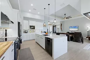 10726 Kearsarge Cir, Port Charlotte, FL 33981 - Photo 18