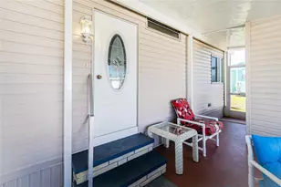 532 Walnut Cir, Venice, FL 34285 - Photo 2