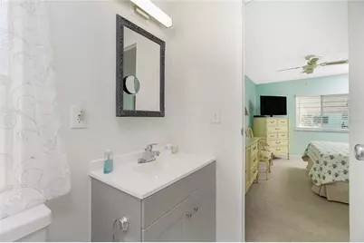 532 Walnut Circle, Venice, FL 34285 - Photo 22