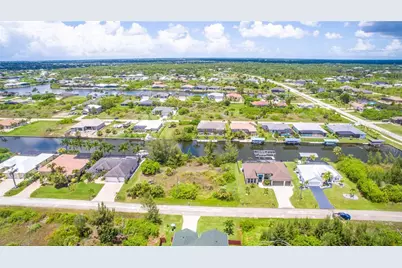 8096 Antwerp Circle, Port Charlotte, FL 33981 - Photo 8