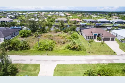 8096 Antwerp Circle, Port Charlotte, FL 33981 - Photo 10