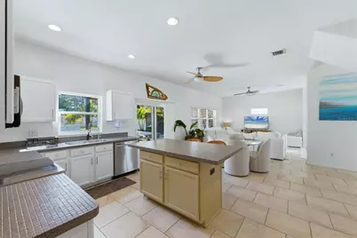 236 15th Avenue SE, Saint Petersburg, FL 33701 - Photo 10