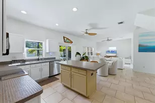 236 15th Ave SE, Saint Petersburg, FL 33701 - Photo 10