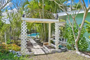 5246 Sunnybrook Ct, Cape Coral, FL 33904 - Photo 34